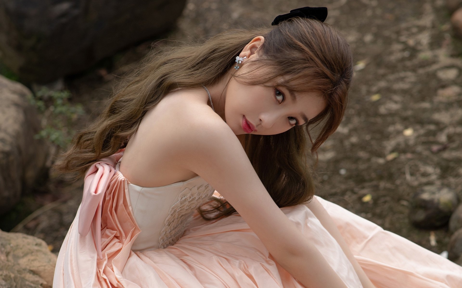 刀锋上的独舞,莱奥如何完成自我救赎