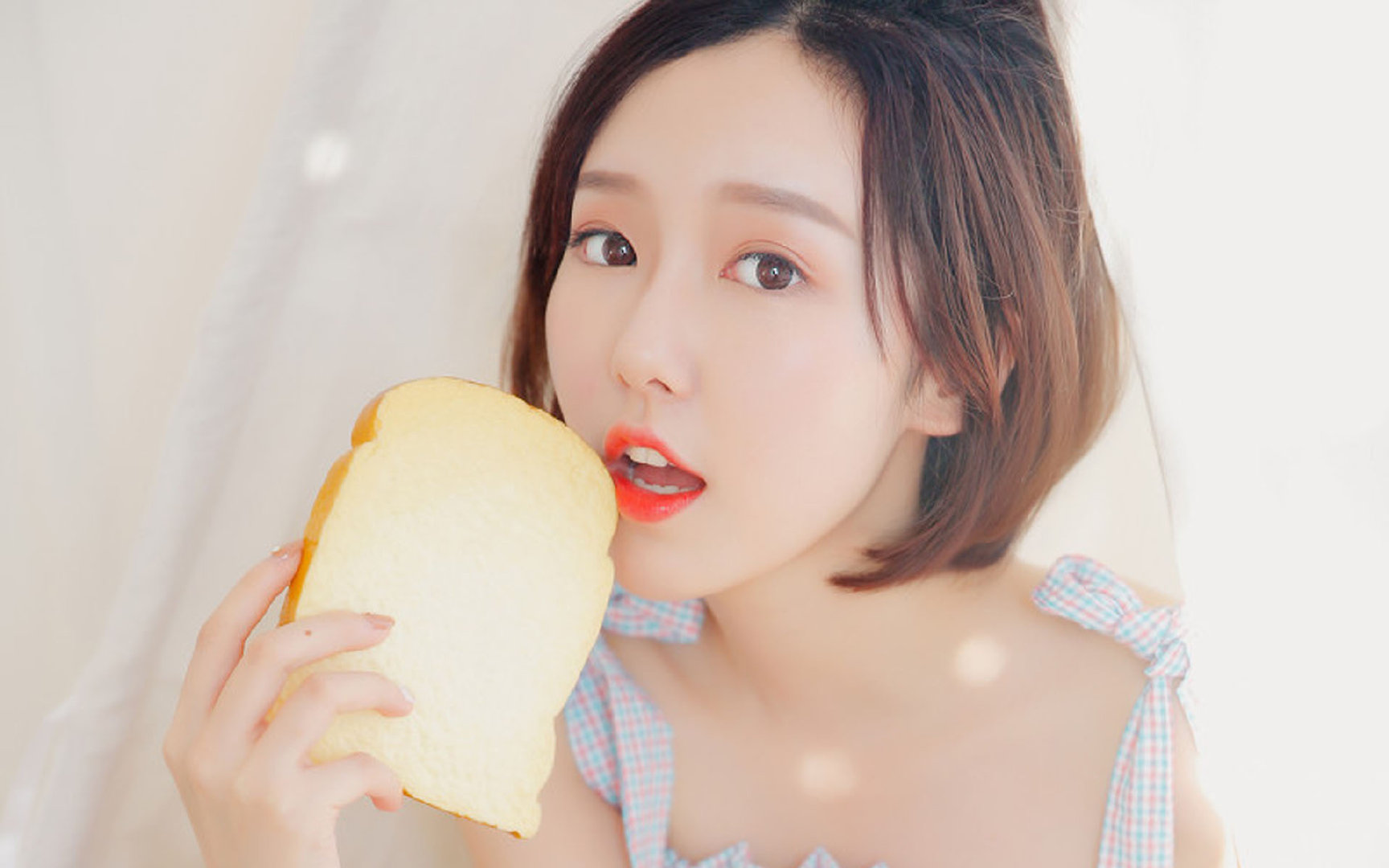 血与铁的叙事诗,年度焦点之战,解读福克斯硬仗之王的暴力美学