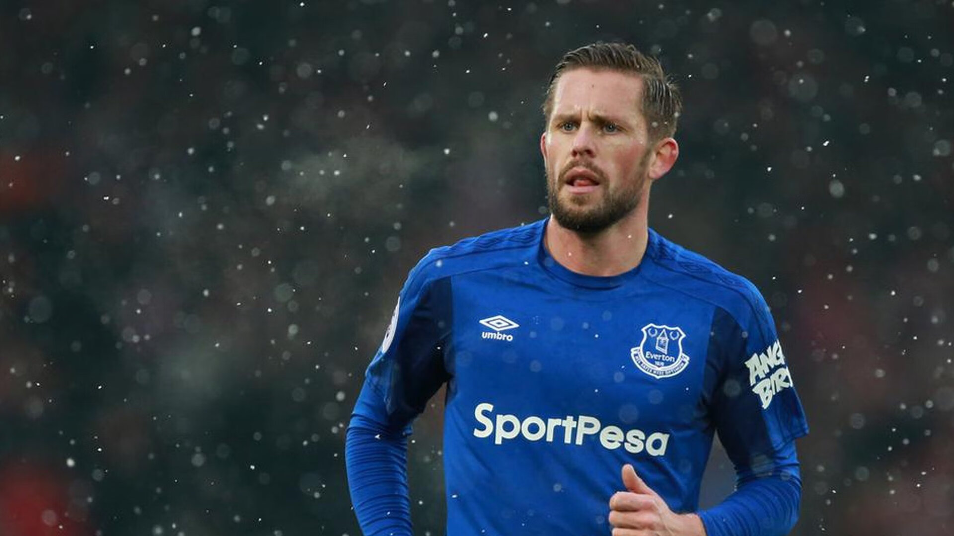 爆发！奥利维耶主导比赛，巴萨全面压制贝蒂斯